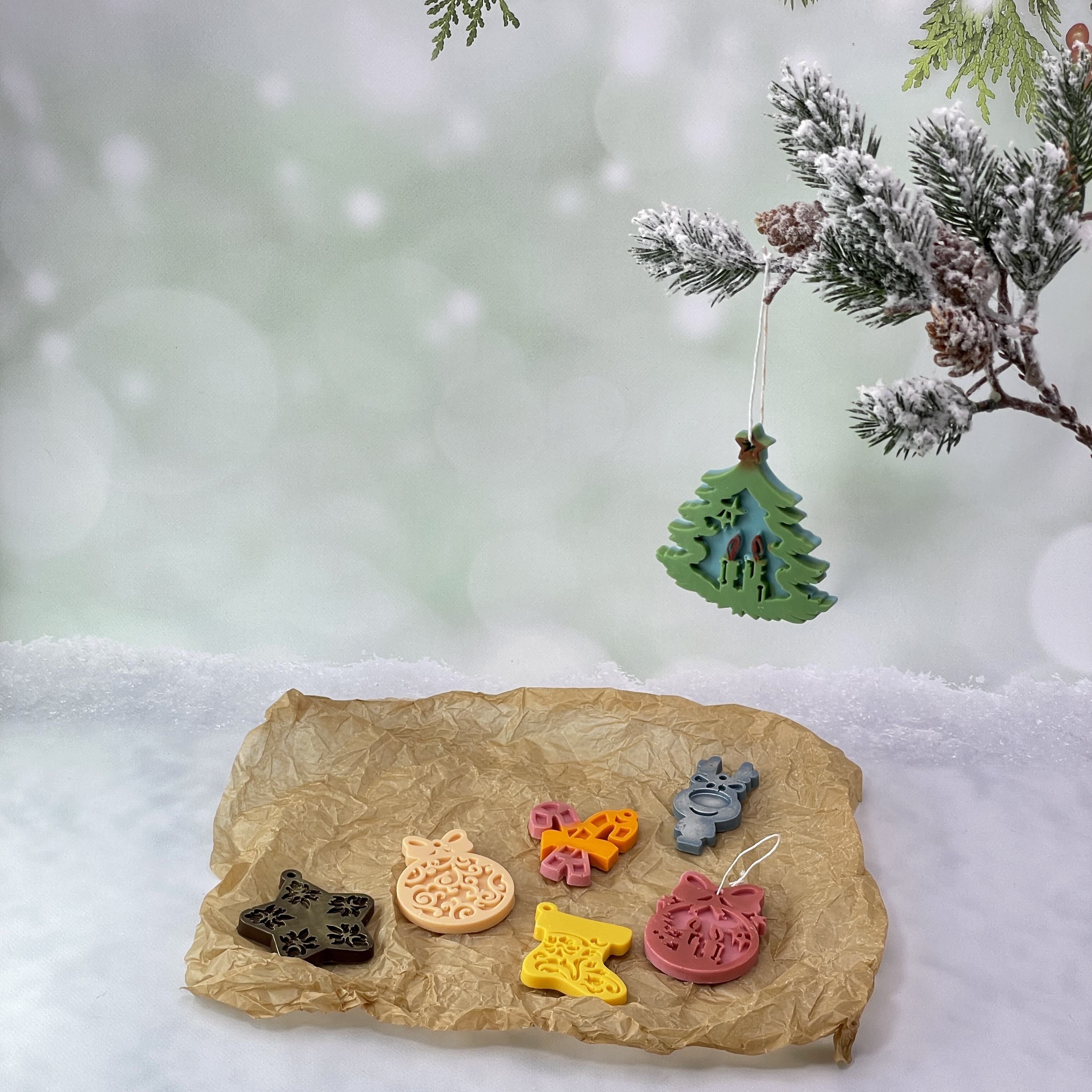 Набор ёлочных игрушек (10 шт) - 