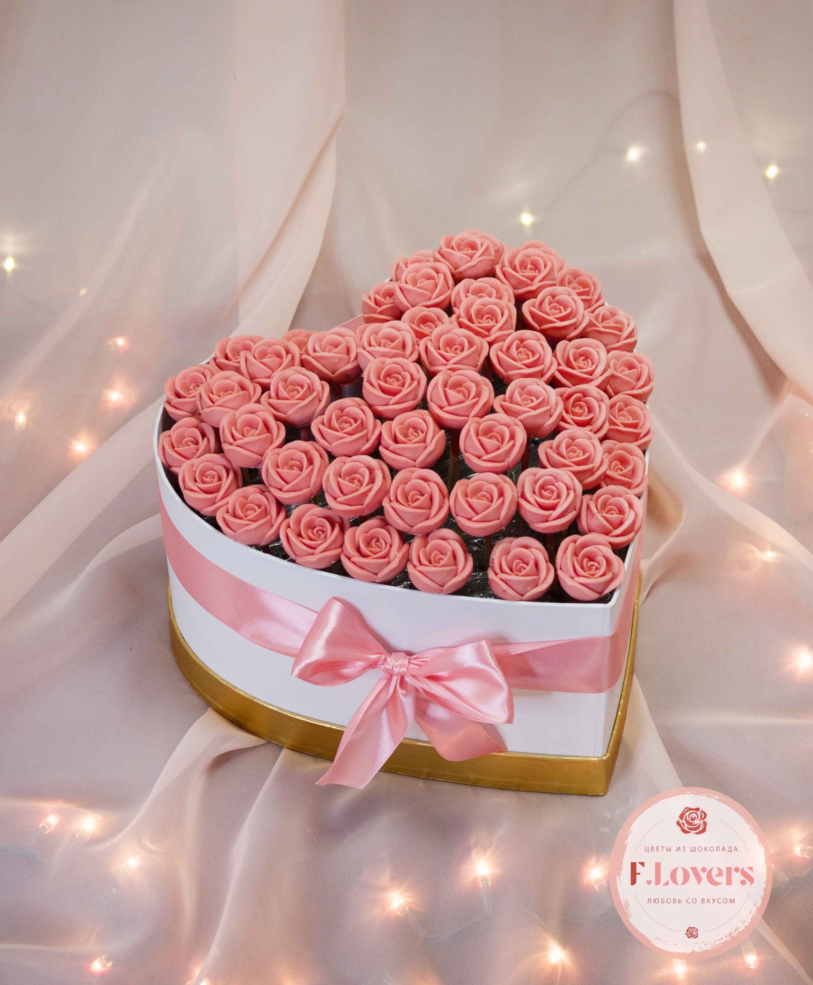 Коробка Сердце из 51 шоколадной розы - Цветы из бельгийского шоколада.  Студия F.Lovers в Новосибирске