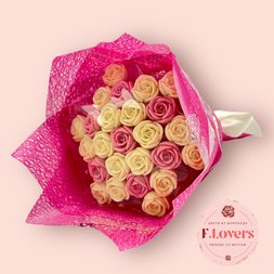 Букет из 25 шоколадных роз "Вдохновение"