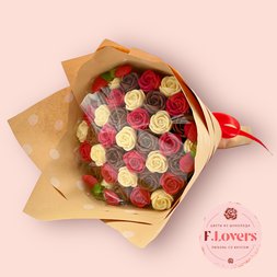 Букет из 37 шоколадных роз "Приятный вечер" с мармеладом