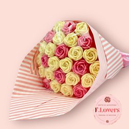 Букет из 27 шоколадных роз "Вдохновение"