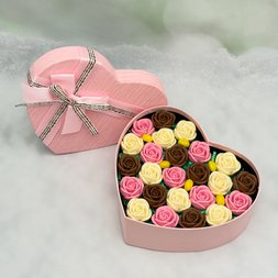 Шоколадные розы "Внимание"