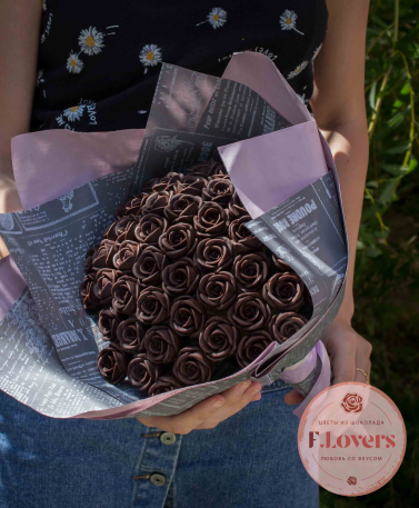 Букет из 51 шоколадной розы - 